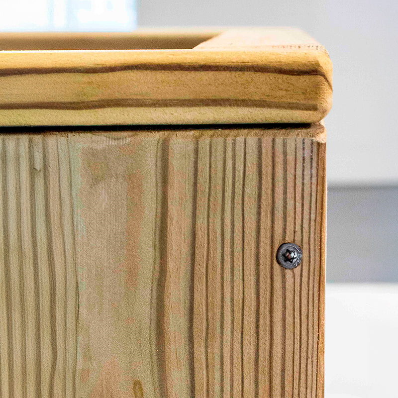 Jardinera de madera Atrium, vertical, dimensiones 40x40x80 cm, capacidad de 25 L, ideal para cultivos en espacios reducidos.