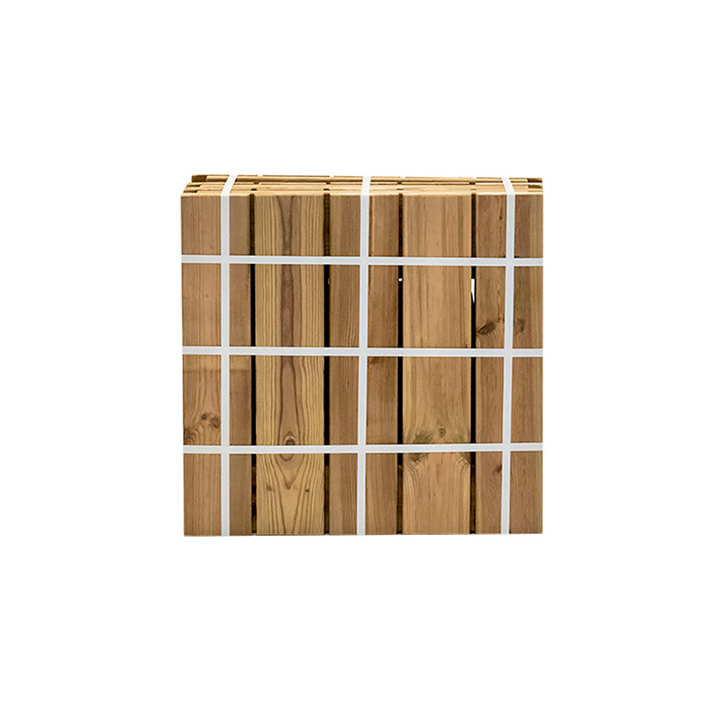 Jardinera de madera cuadrada Atrium de 50 cm, ideal para cultivar plantas en espacios exteriores.